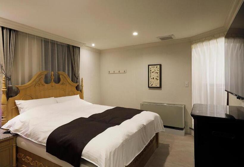 ホテルバースデー岐阜西店 Hotel Birthday Gifuwest