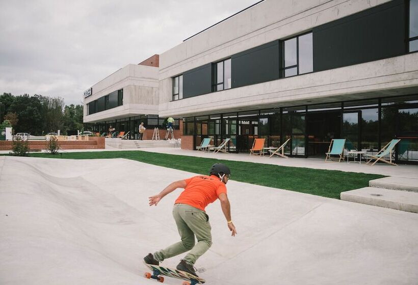 Plea Beach House   Hostel