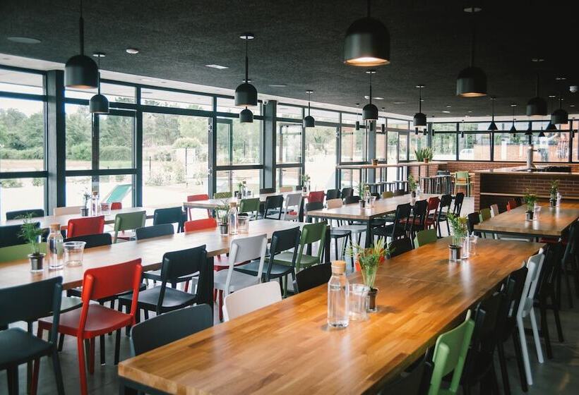 Plea Beach House   Hostel