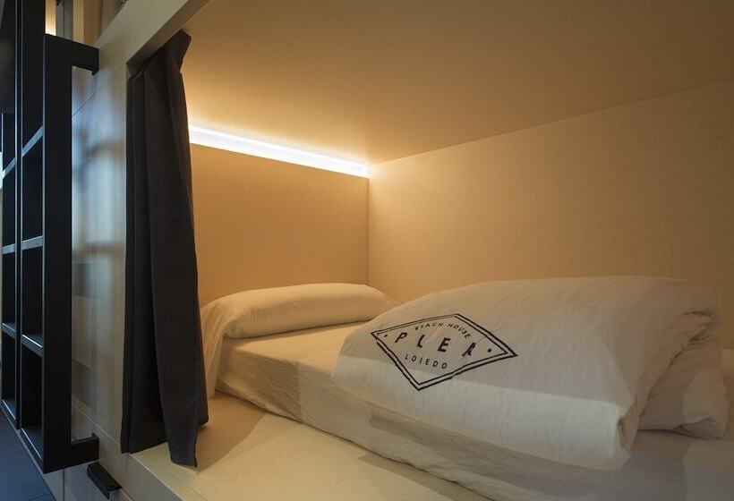 Plea Beach House   Hostel