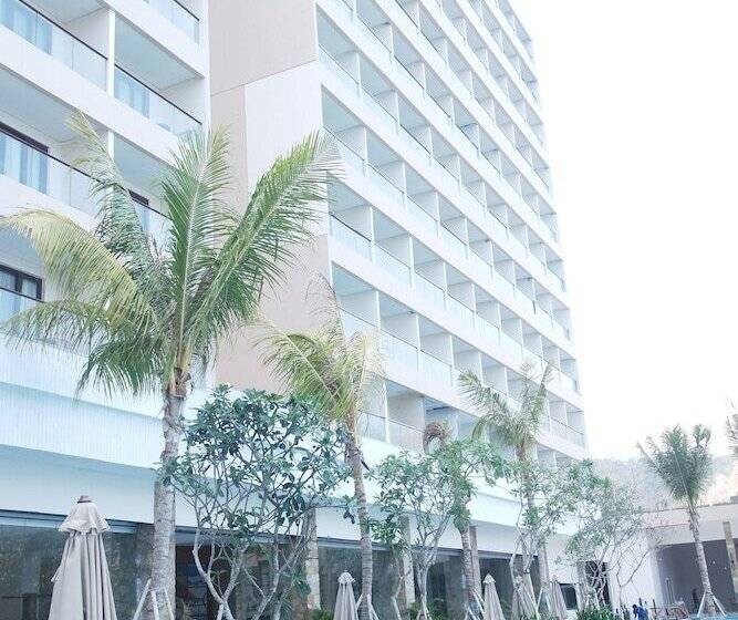 هتل Louis Kienne Resort Senggigi