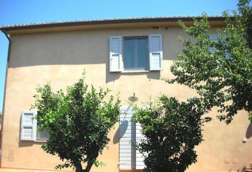 مبيت وإفطار Agriturismo Antica Pinciana