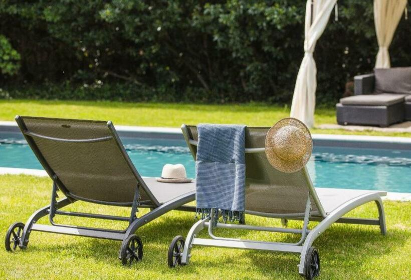 مبيت وإفطار Au Coeur Des Eléments