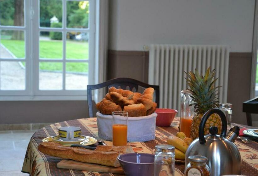 ベッドアンドブレックファースト Château De Saint Ouen Les Vignes