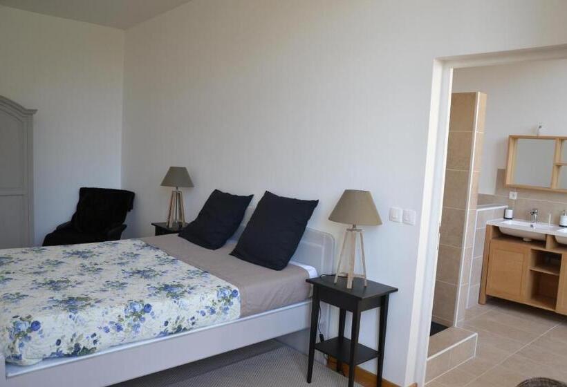 ベッドアンドブレックファースト Château De Saint Ouen Les Vignes