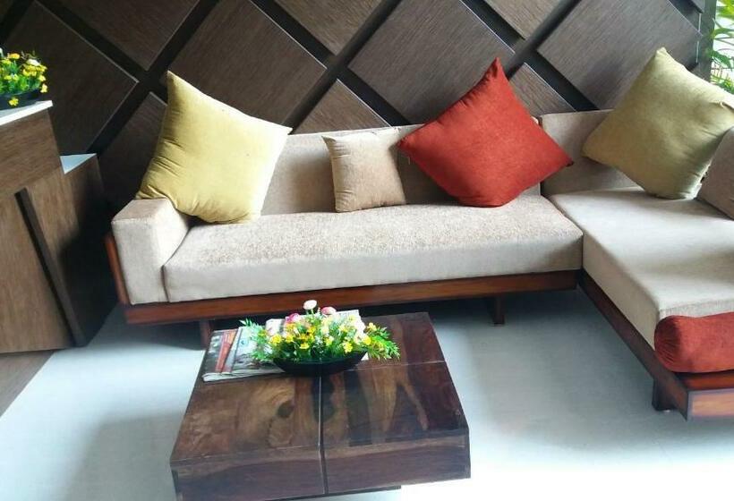 تختخواب و صبحانه Sand Silver Business