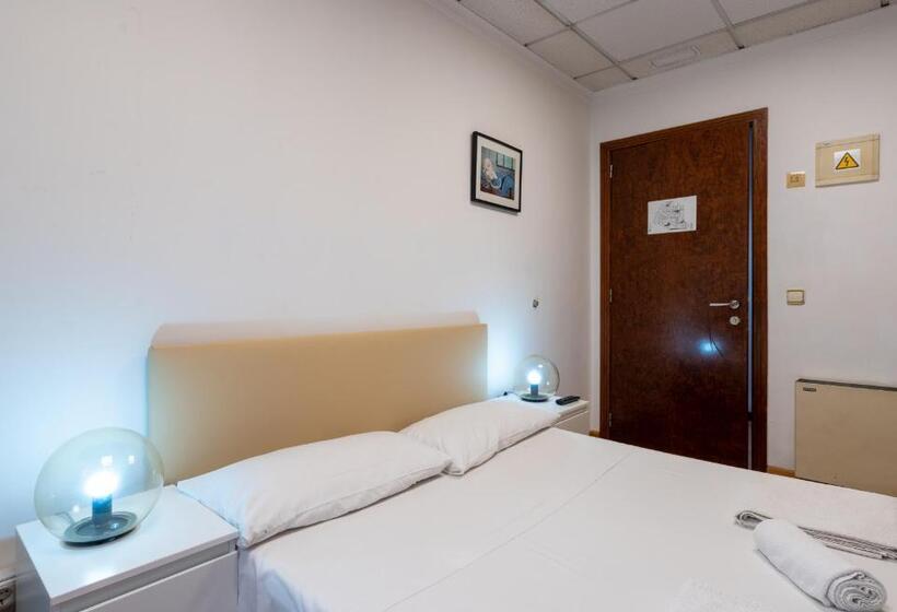 مبيت وإفطار Suites Rooms Valencia