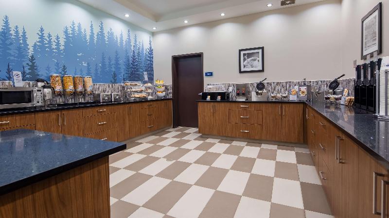 فندق Best Western Plus Hinton Inn & Suites