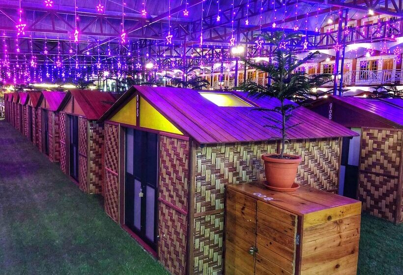 מלון כמוסות Kea Garden Mini Chalet   Hostel