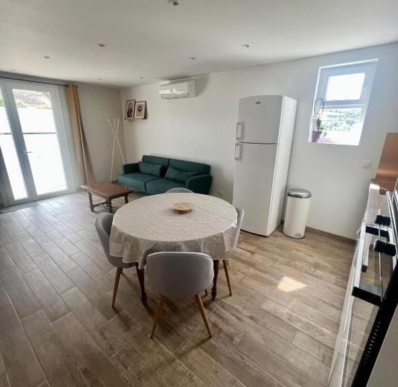 בית מלון כפרי Rose Des Vents