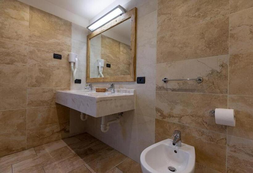 La Grolla Rooms & Apartments