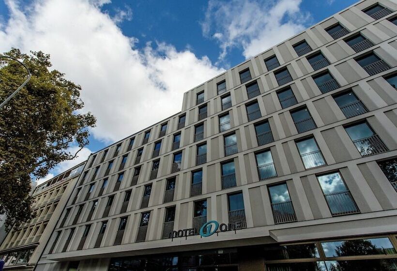 Motel One Köln Neumarkt