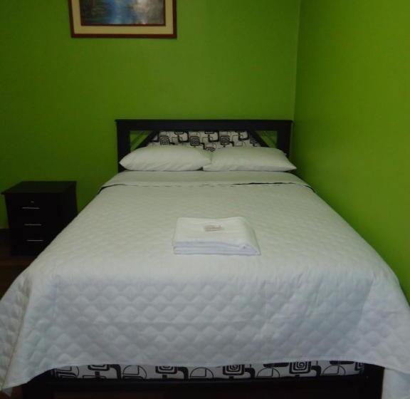 Pension Hostal Bolívar Inn