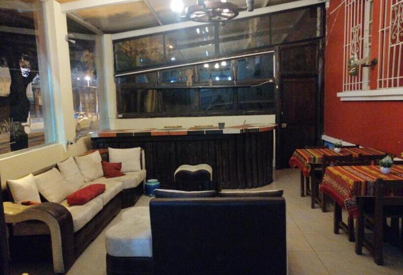 Pension Hostal Bolívar Inn
