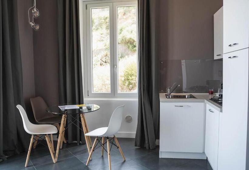 Residenza Nausicaa   50 Meters From The Beach