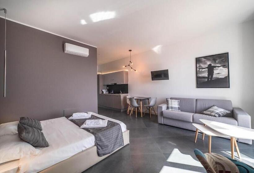 Residenza Nausicaa   50 Meters From The Beach