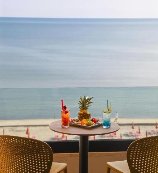 Royal G Hotel And Spa