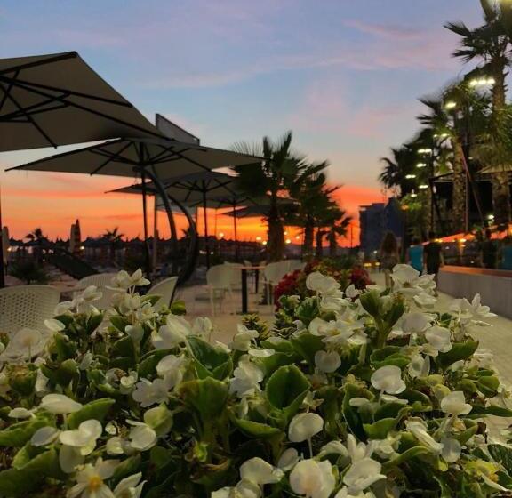 Royal G Hotel And Spa