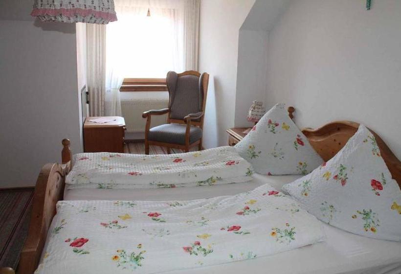 Appartementhaus Haflinger Hof