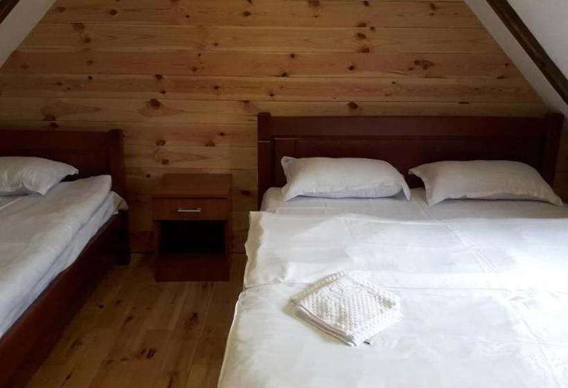 تختخواب و صبحانه Apartmani Prisoje