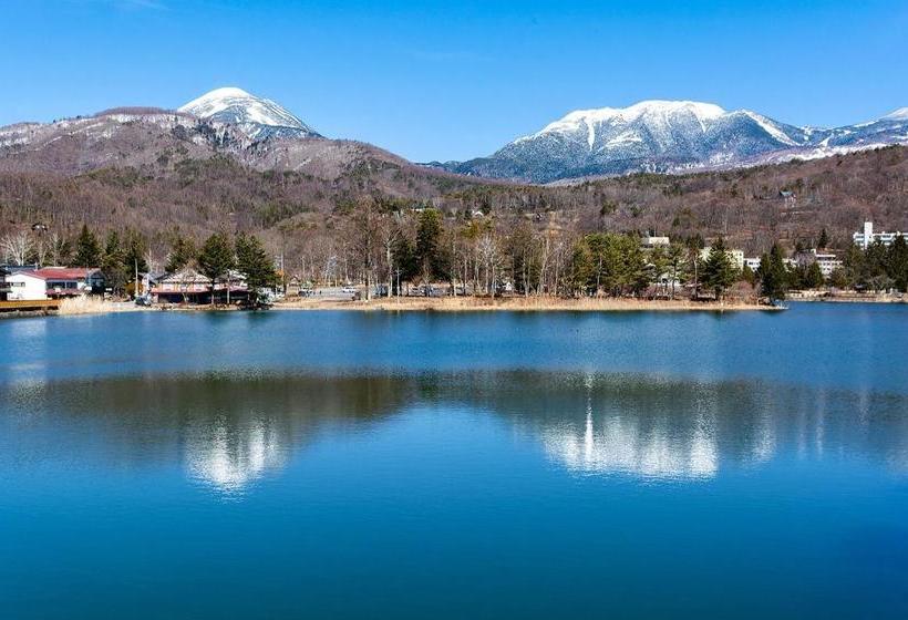 تختخواب و صبحانه Hytter Lakeside Lodge
