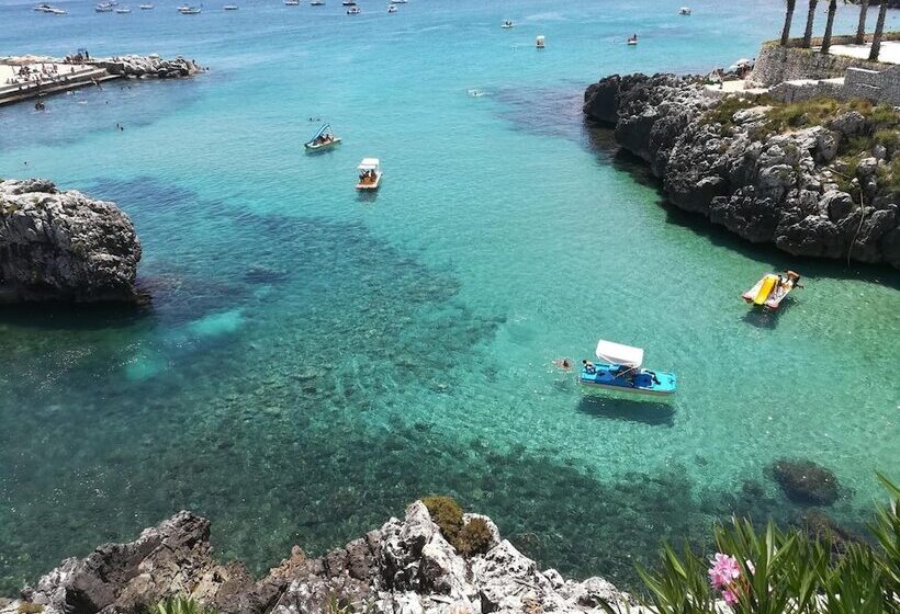 민박 Le Strazzigne