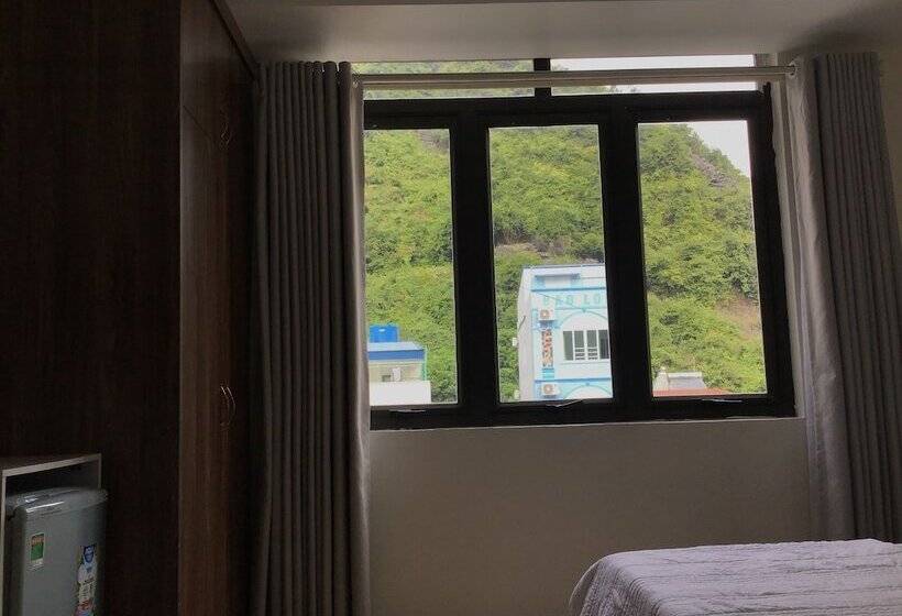 Cong Khanh Hotel Hostel