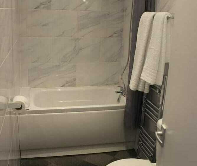 Corona Hotel Rotherham Sheffield Meadowhall