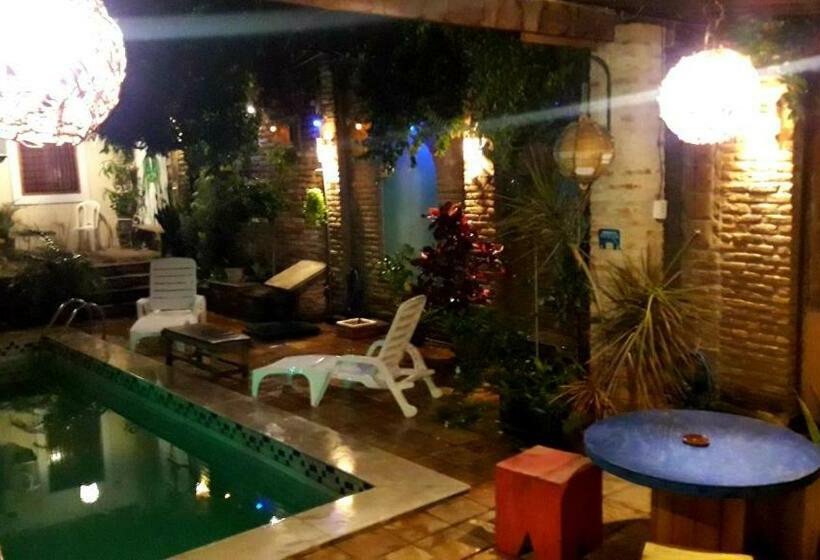 Hostel Da 13 E Suítes