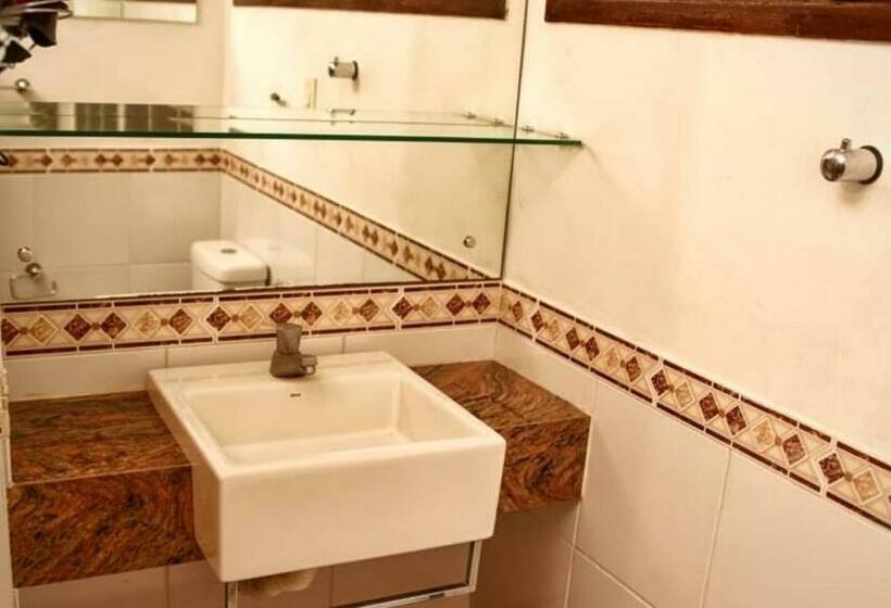 Hostel Da 13 E Suítes