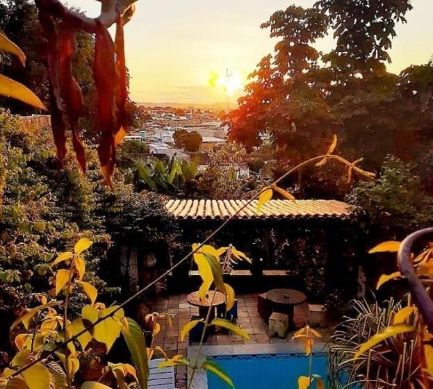 Hostel Da 13 E Suítes