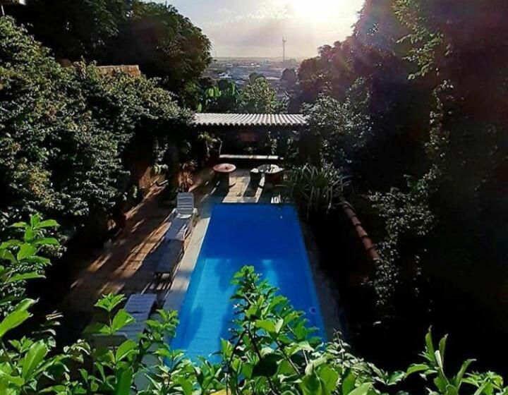 Hostel Da 13 E Suítes