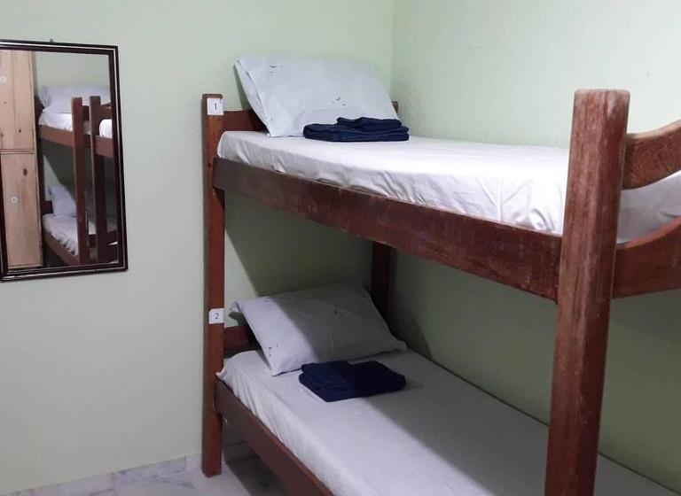 Hostel Da 13 E Suítes