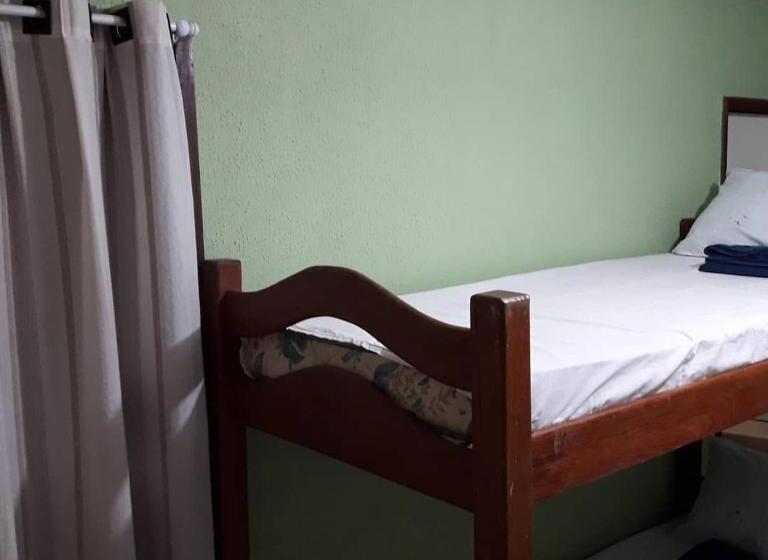 Hostel Da 13 E Suítes