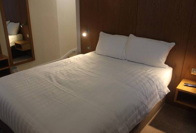 Corona Hotel Rotherham Sheffield Meadowhall