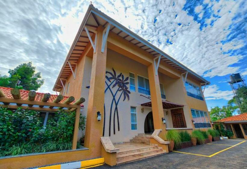 No 5 Boutique Hotel Limited