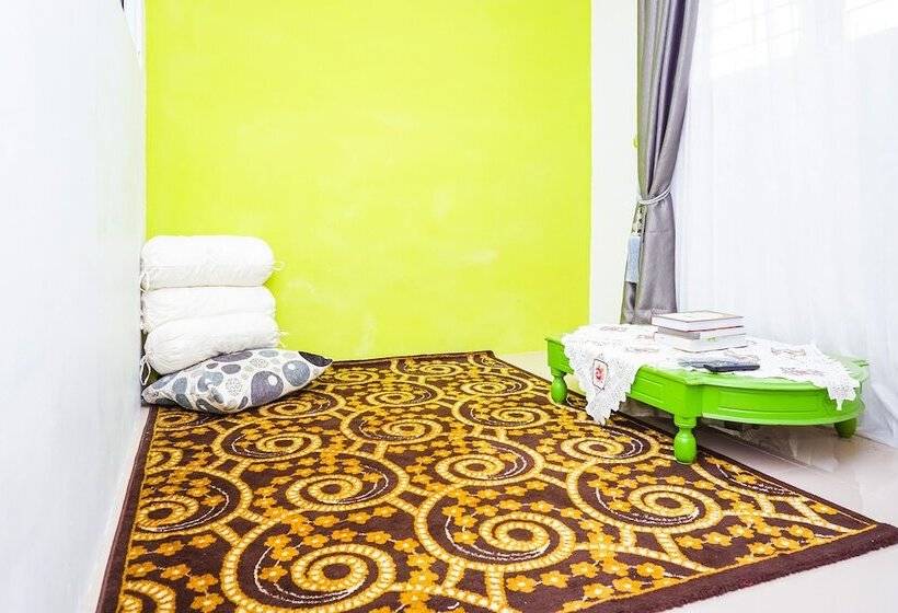 Hotel Oyo 433 Nelvi Residence Syariah