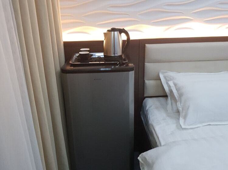 Safir Business Hotel O