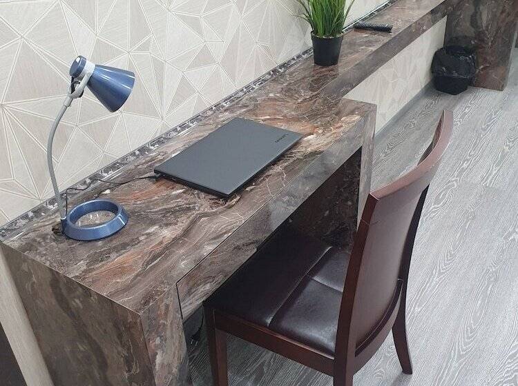 Safir Business Hotel O