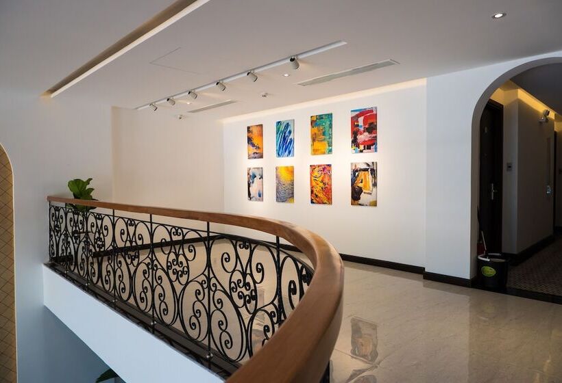 Santori Hotel Da Nang Bay