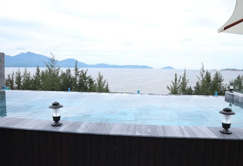 Santori Hotel Da Nang Bay