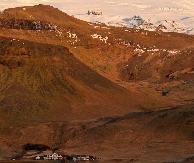 هتل Skalakot Manor