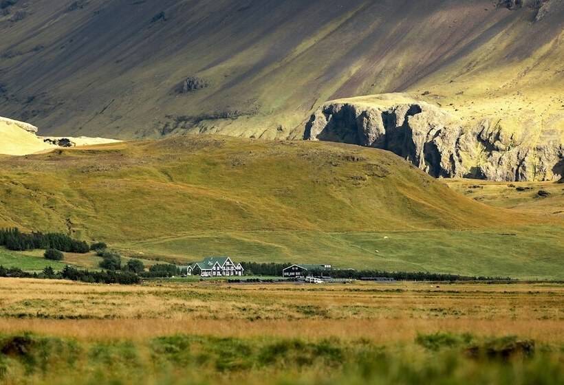 هتل Skalakot Manor