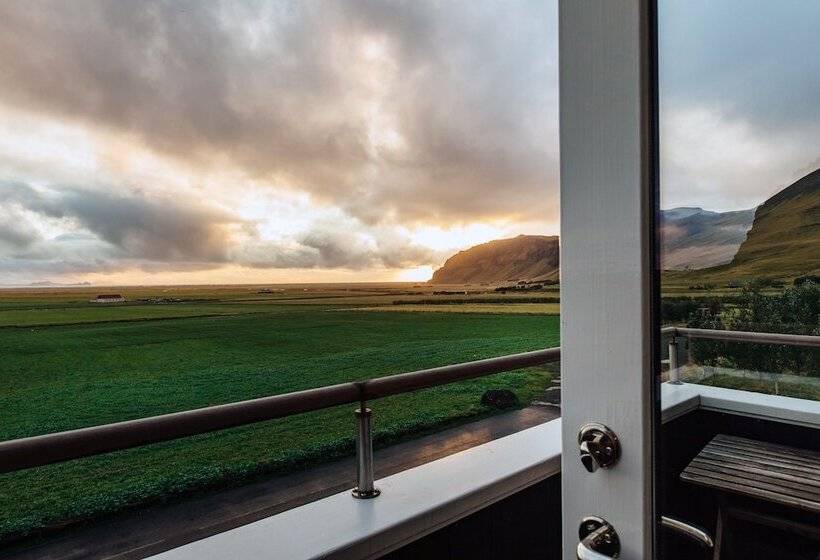 هتل Skalakot Manor