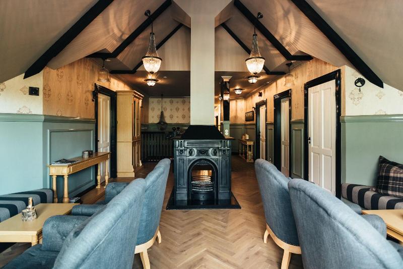 هتل Skalakot Manor