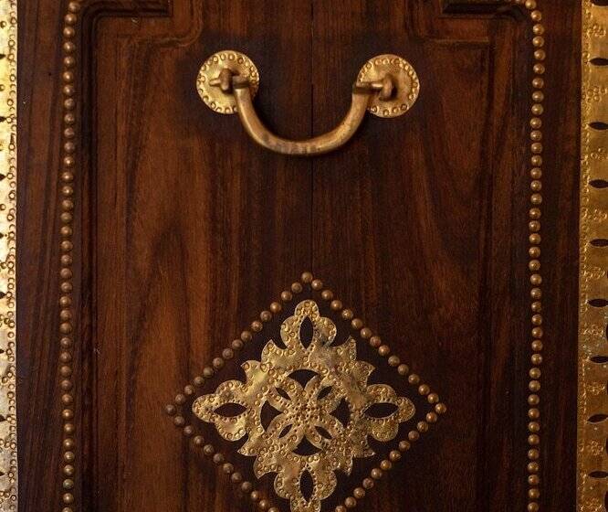 هتل Tikitam Palms Boutique