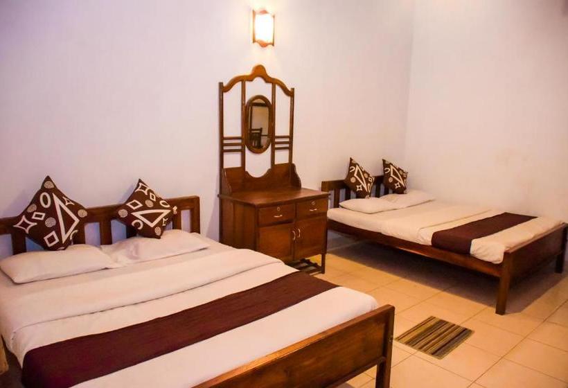 פנסיון Thilina Guest