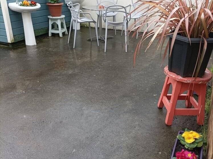 膳宿费 Tom Dick And Harriet S Accommodation