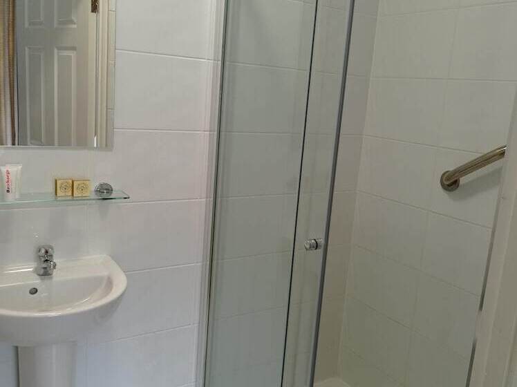 膳宿费 Tom Dick And Harriet S Accommodation