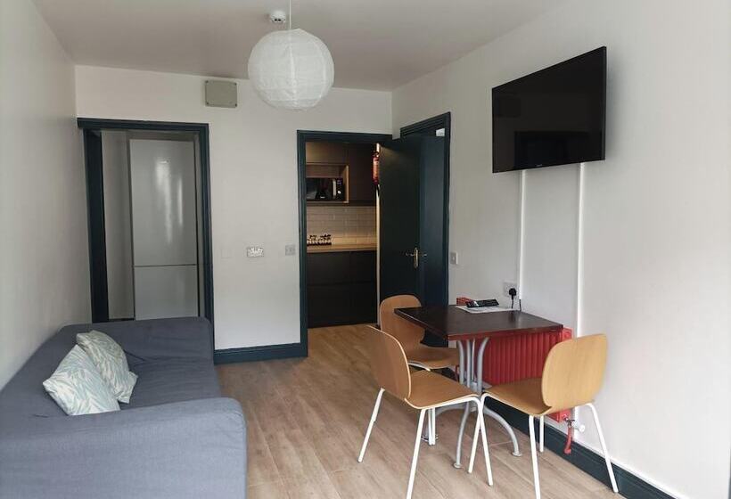 膳宿费 Tom Dick And Harriet S Accommodation